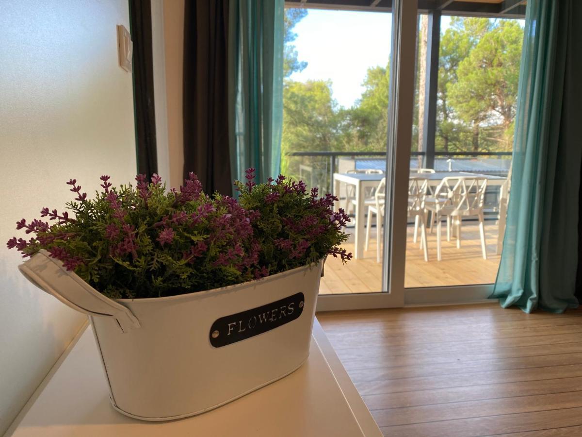 Mobile Home Divina Camp Porton Nature Hideouts Rovinj Exterior foto